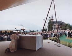 Papst Johannes Paul II. in Fleli
                            1984, Gebet