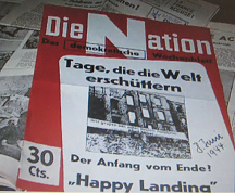 Die Nation, Aushang 1944 �ber "Happy
                Landing", 8.6.1944