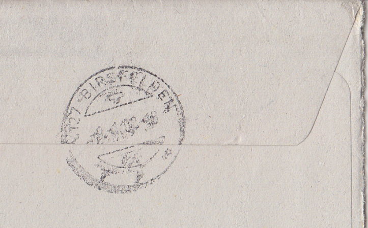 Der Poststempel aus
Birsfelden, wo Samuel Althof den Brief retour laufen
liess, eigenartigerweise auch vom 9.1.2008, 18 Uhr,
Nahaufnahme Der
Poststempel aus Birsfelden, wo Samuel Althof den Brief
retour laufen liess, eigenartigerweise auch vom 9.1.2008,
18 Uhr, Nahaufnahme