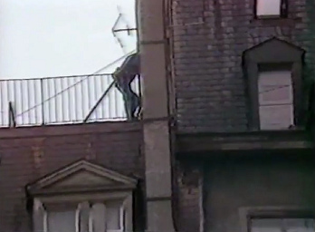 Vacation
                          of Baden Street N 2 on January 9, 1984, bully
                          police coming from the roof of the neighboring
                          house 02