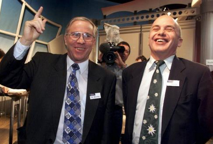Nazi propagandist Blocher and Mr. Maurer
                          after the election victory of 1999 with a rise
                          from 29 to 44 seats winning almost all voters
                          from radical right wing parties