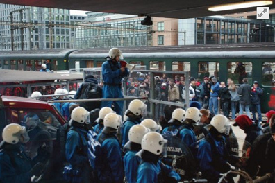 Swiss bully police (Nazis in Blue)
                                terrorized 427 soccer fans from Basel
                                with a pocket and detentions in the
                                train station of Altstetten District