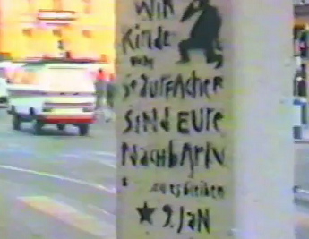 Graffiti "Children
                          from Stauffacher" will also remain after
                          January 9 your neighbors ("Kinder vom
                          Stauffacher" werden auch nach dem 9.
                          Januar die Nachbarn bleiben)