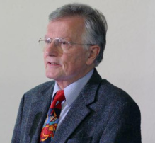 Der
                          kriminelle Markus Mohler, Polizeikommandant
                          von Basel-Stadt vor J�rg Schild