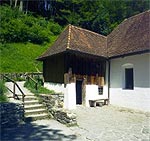 Die Zelle von Bruder
                              Klaus neben der Einsiedeleikapelle