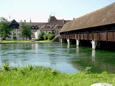 Wangen an der Aare, die Holzbr�cke �ber
                          die Aare