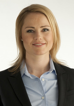 Without knowledge and with blanket
                          judgments, Natalie Rickli, portrait