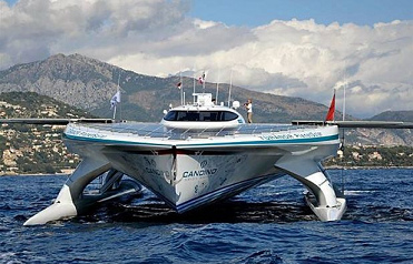 Solar
                                catamaran of the project
                                "PlanetSolar" from Yverdon in
                                Romandy