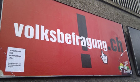 Plakat Ausl�nder Volksbefragung mit
              Entschuldigung